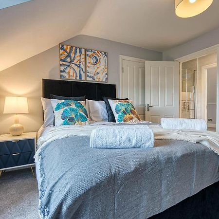 Spacious Nottingham Abode - Sleeps 16 Exteriör bild