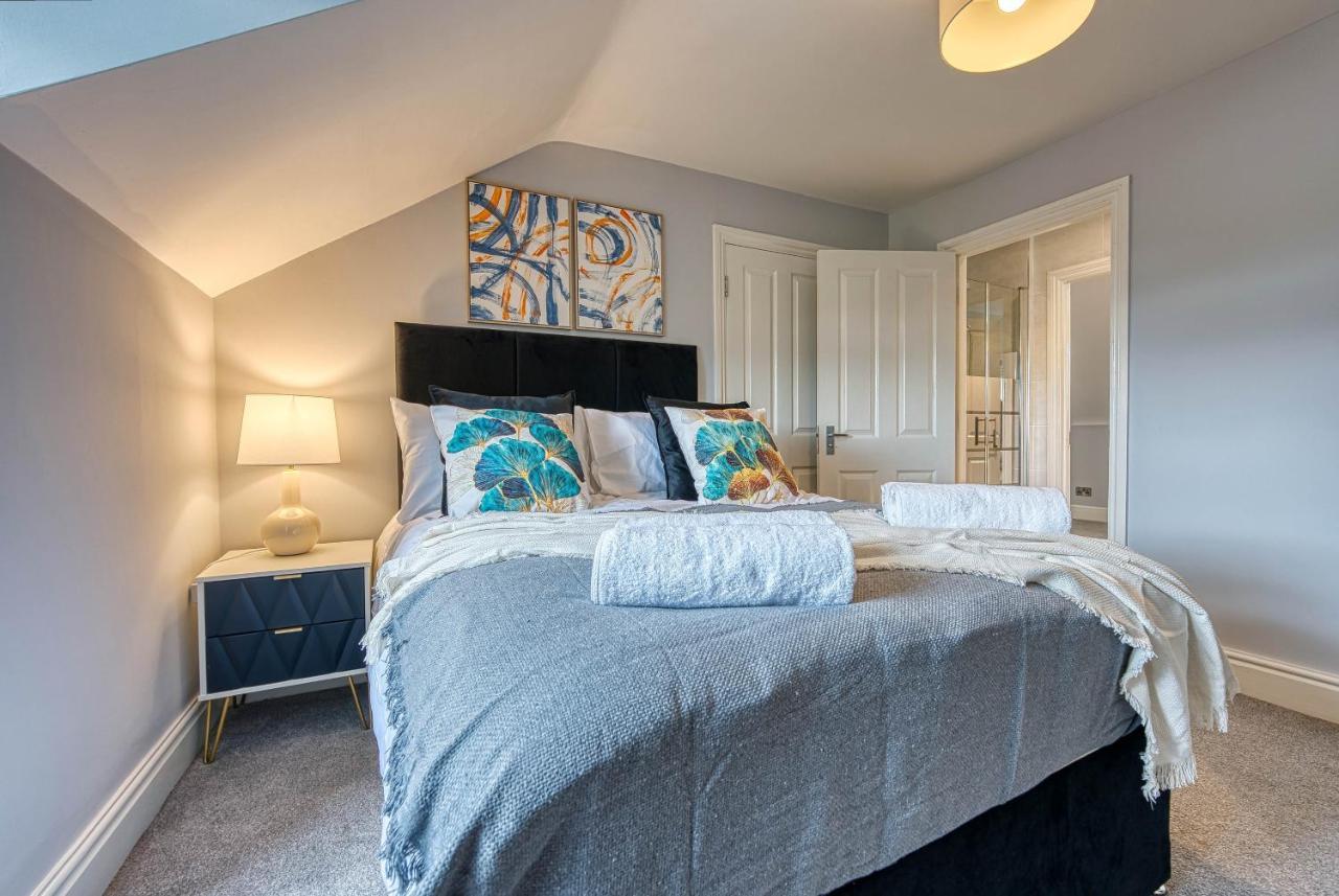 Spacious Nottingham Abode - Sleeps 16 Exteriör bild
